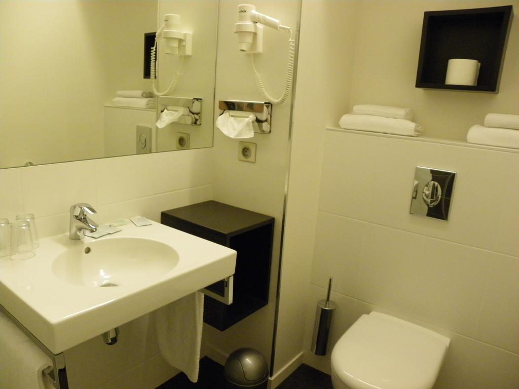 Hotel Logitel Saint-Doulchard Værelse billede