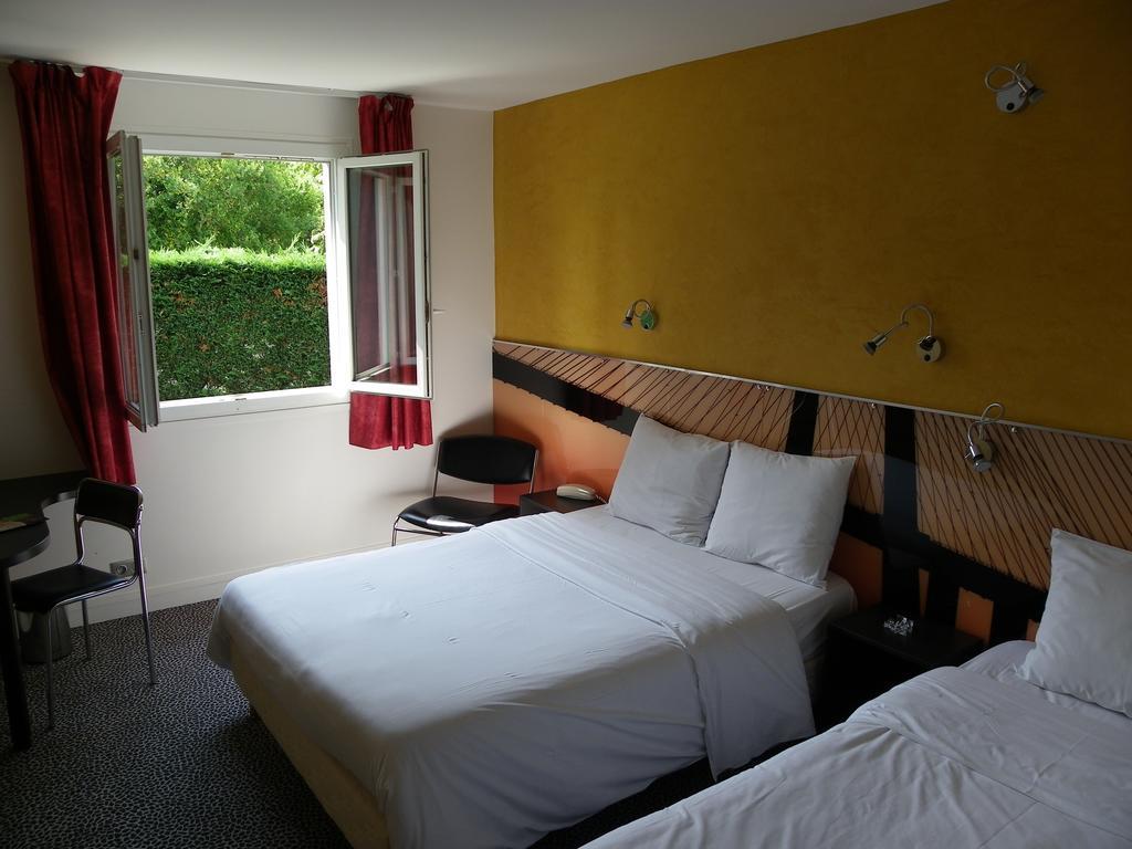 Hotel Logitel Saint-Doulchard Værelse billede