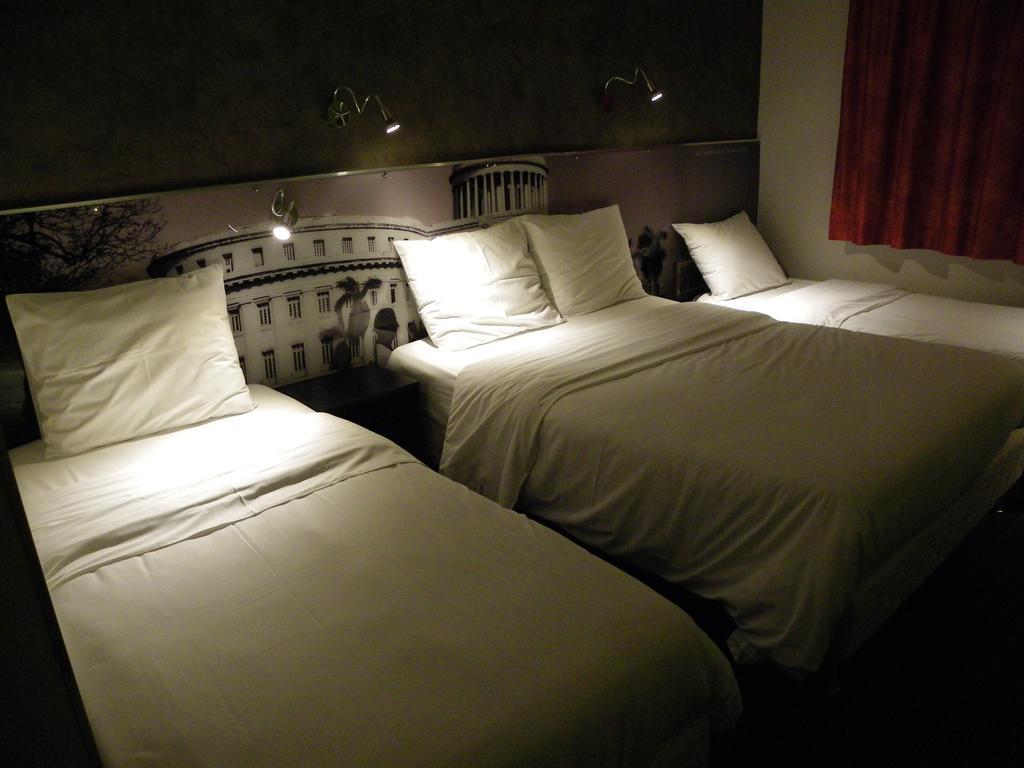 Hotel Logitel Saint-Doulchard Værelse billede
